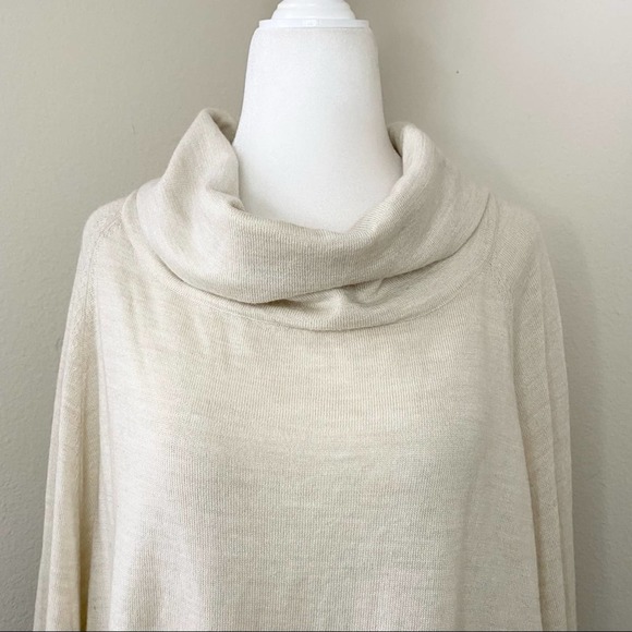 Smartwool - wool nokoni poncho pullover sweater circle hem cowl neck - Picture 3 of 7